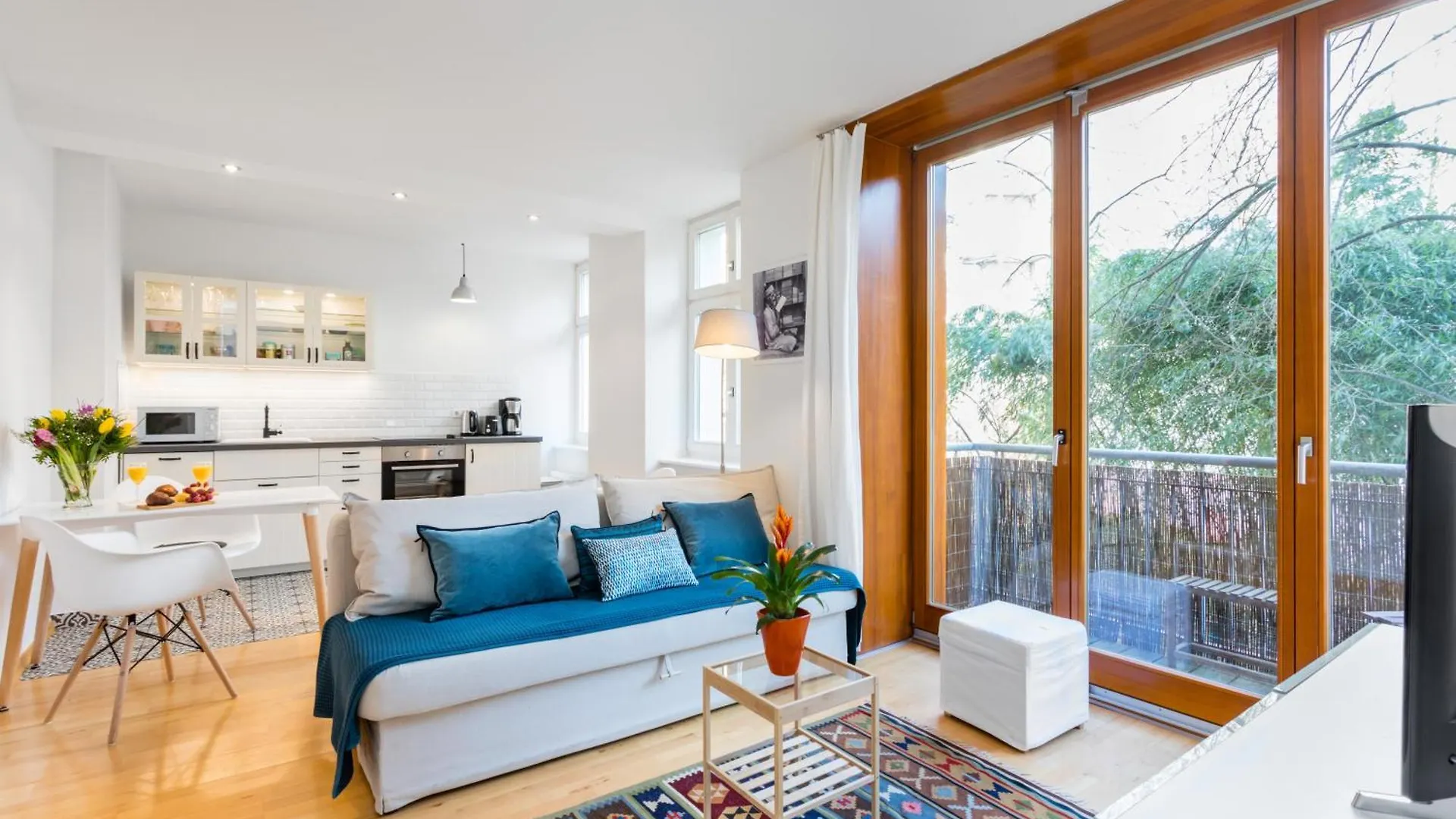 Thezion, Lovely 1 Bedroom Up To 3 Berlin 0*,