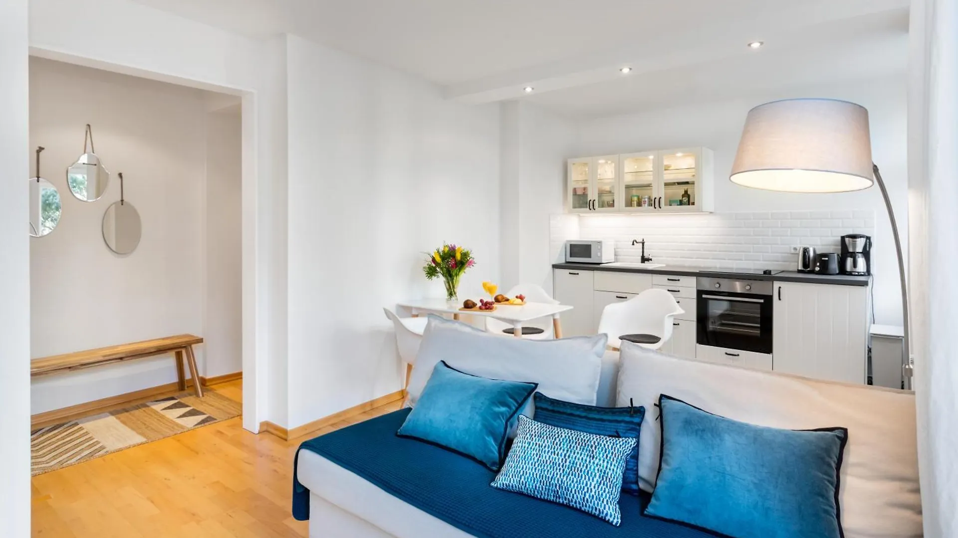 Thezion, Lovely 1 Bedroom Up To 3 Berlin